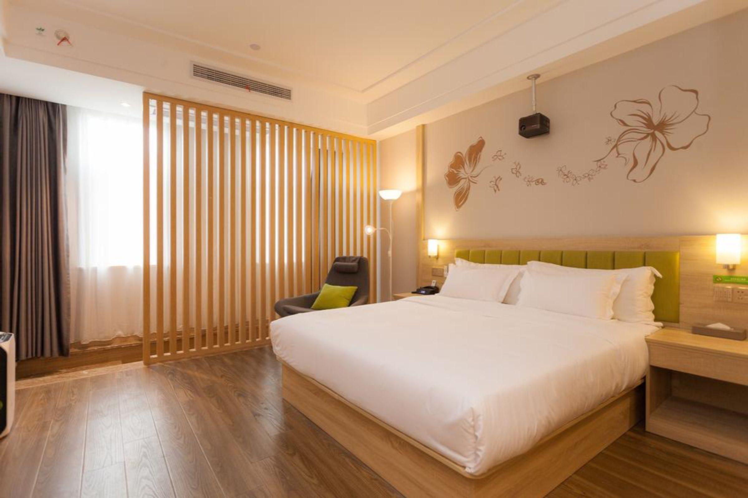 Ibis Styles Nantong Development Zone Shimao Plaza Hotel Exterior photo