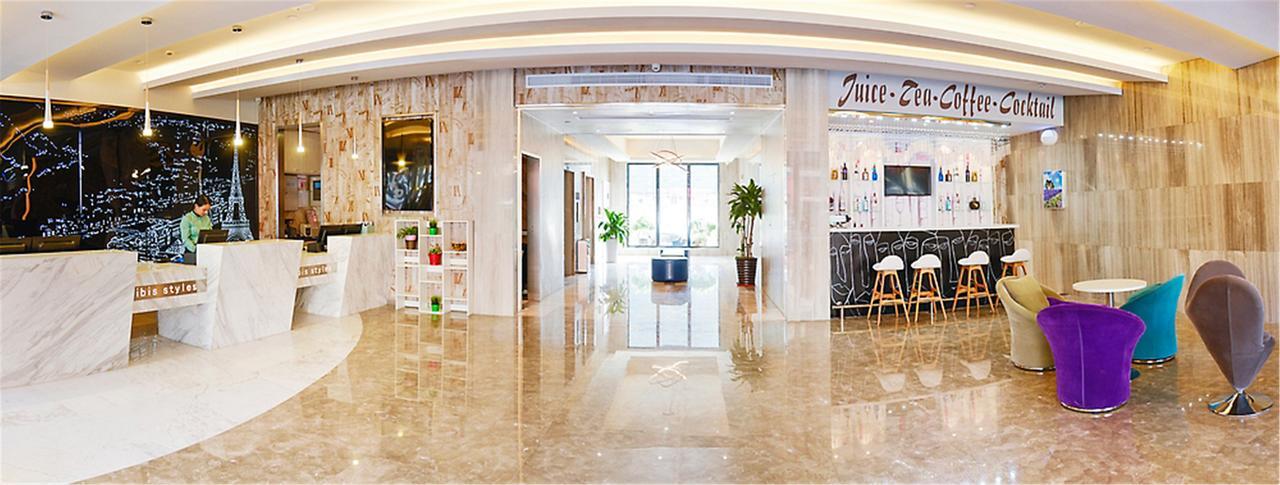Ibis Styles Nantong Development Zone Shimao Plaza Hotel Exterior photo